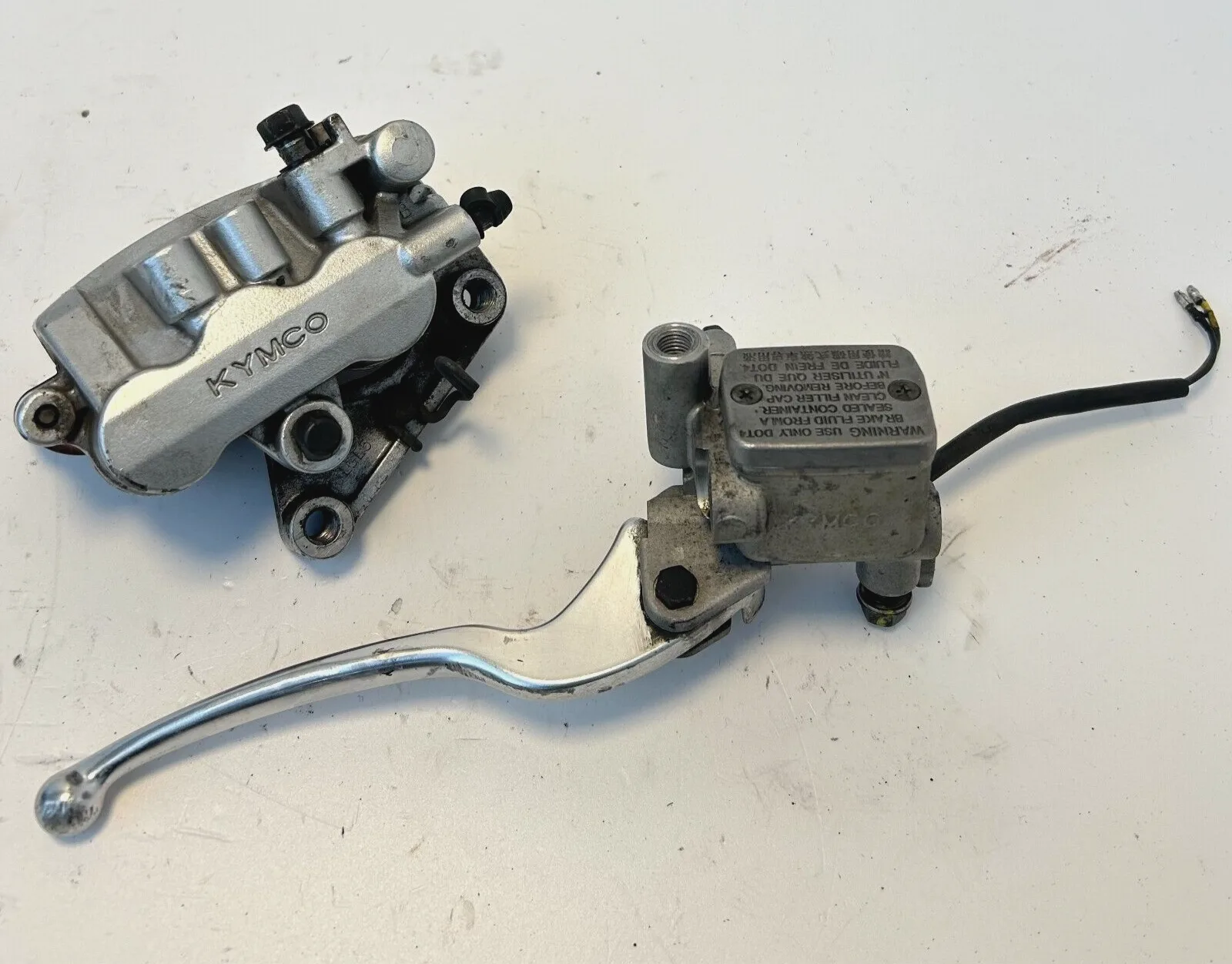 PINZA + POMPA FRENO ANTERIORE KYMCO PEOPLE 300 i GT ABS (2010-2017) 300i